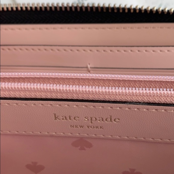 kate spade Wristlet Wallet - Picture 6 of 8